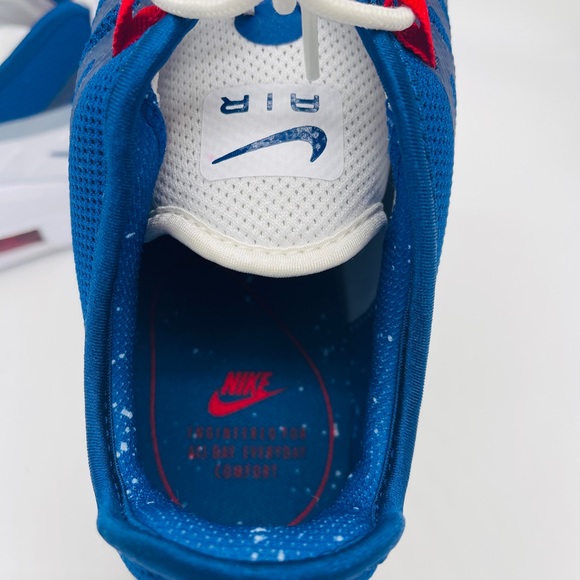 Nike Air Max Axis - Picture 9 of 10